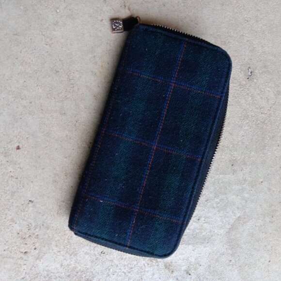 Christian LaCroix Plaid Wool Zippered Wallet Rare - Picture 4 of 5